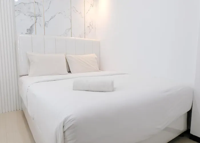 Best Deal 2Br Apartment At Gateway Pasteur By Travelio